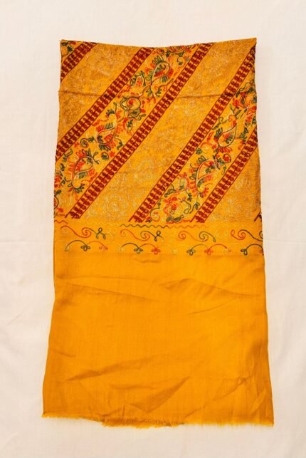 Design no 1 Maria B Kashmiri wool